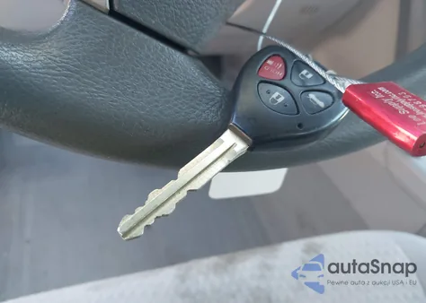 2011 Toyota Camry Le z USA, uszkodzony, nr VIN 4T1BF3EK0BU179179